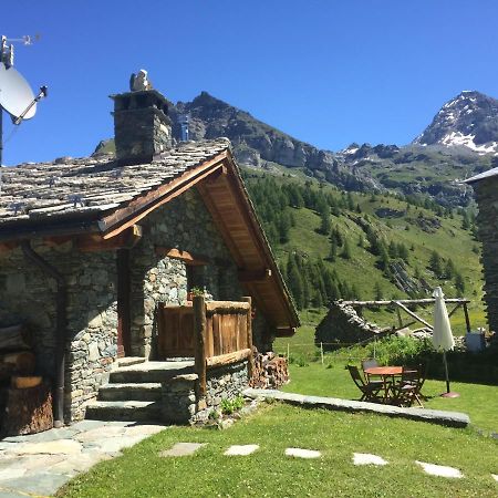 Chalet Gorret Cheneil 瓦托内切 外观 照片