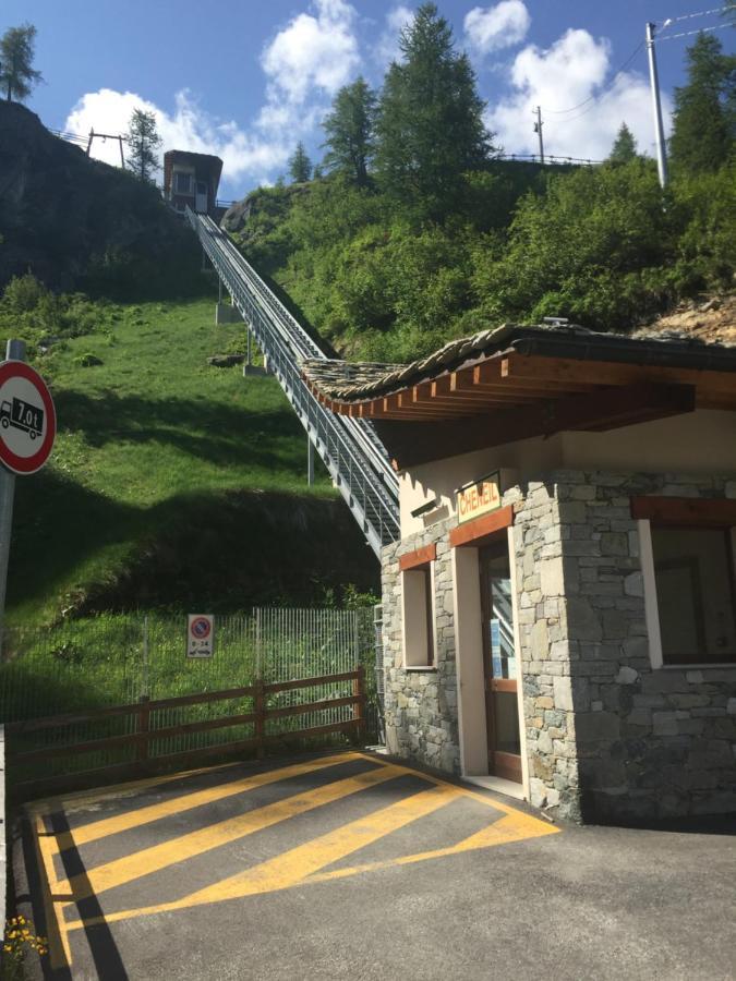 Chalet Gorret Cheneil 瓦托内切 外观 照片